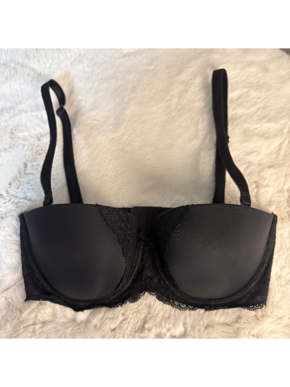 Victoria's Secret Dream Angels Black Lacey Bra Sz 32DD